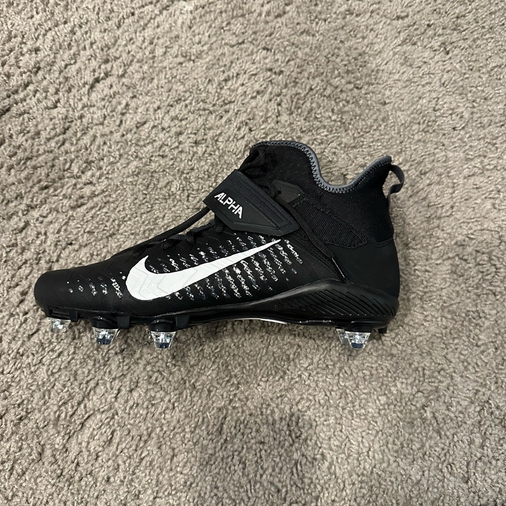 Nike alpha menace pro 2 mids 10.5 (new)